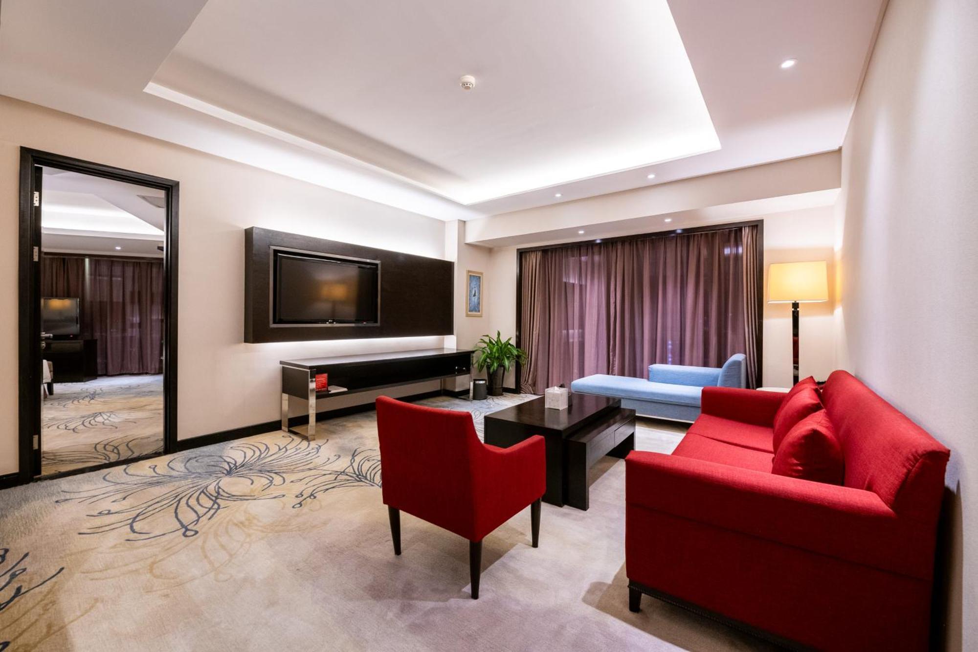 Отель Pullman Guiyang Гуйян Экстерьер фото